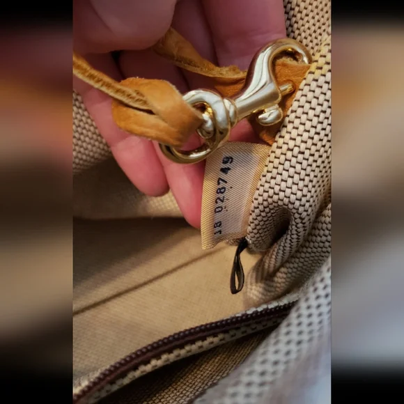 Dooney & Bourke Pebbled Leather trim and Fabric Body Y2K Satchel Purse GUC - Picture 8 of 9